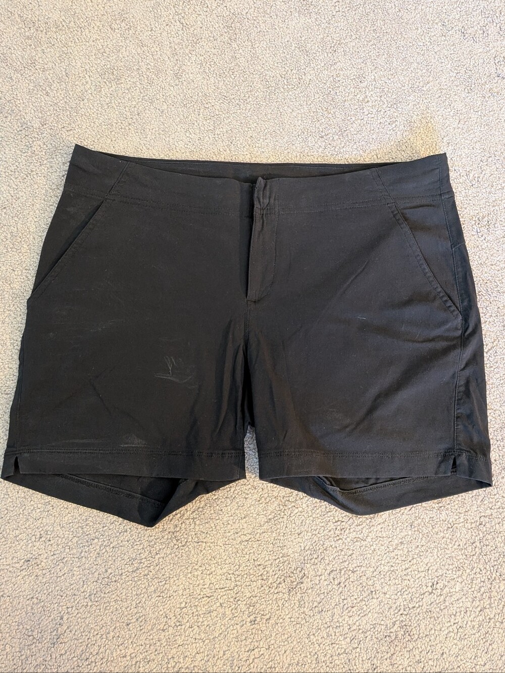 Columbia Women's Black Shorts, size 10